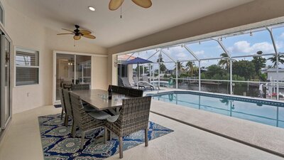 A Florida House Villa (© StreamLine VRS)