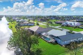 A Florida House Villa