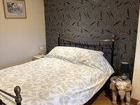 Bedroom with kingsize comfortable bed