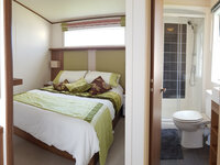 Ensuite to master bedroom