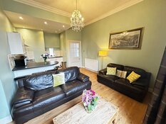 402ecac9-e673-4139-acb4-e73a713846a2