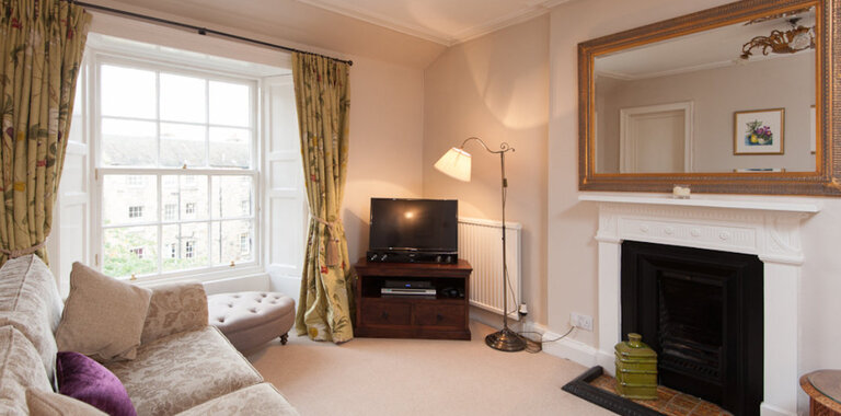 Hart Street Apartment-18 - Family living room in luxury Edinburgh holiday let