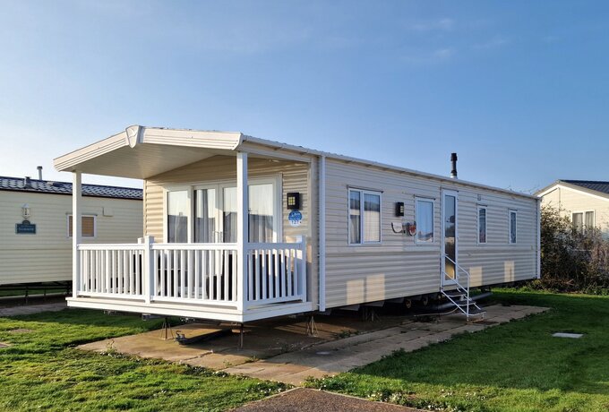 outside view of Orange Caprice - Outside view of Orange Caprice