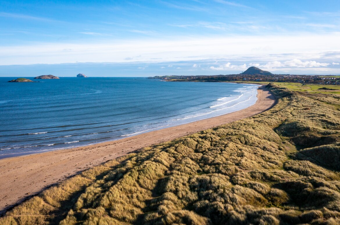 Broad Sands Bay, East Lothian (© VisitScotland/Kenny Lam) Broad Sands Bay, East Lothian (© VisitScotland/Kenny Lam)