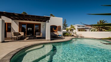 Villa Casa Palana - Swimming pool and lounge Villa Casa Palana - Swimming pool and lounge