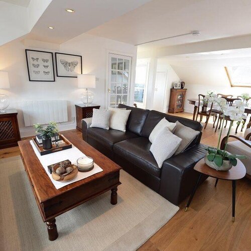Photo of Luxury 3 Bed Royal Mile Apartment