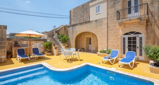 Dar ta' Betta pool area