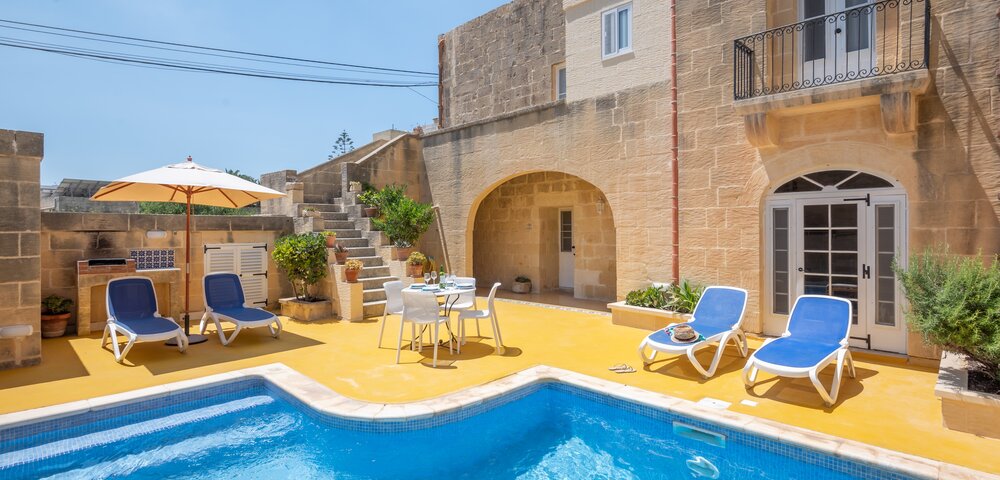 Dar ta' Betta pool area