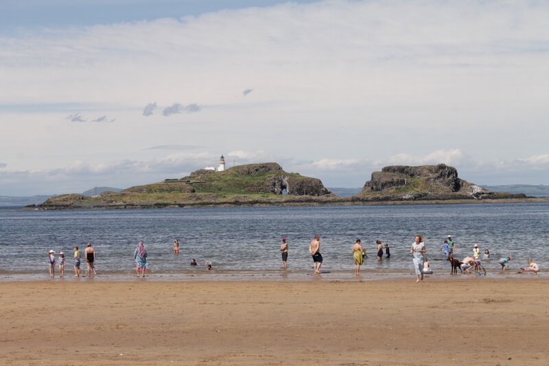 Edinburgh beaches: Fidra Island and Yellowcraig Beach - Fidra Island and Yellowcraig Beach (© Stephencdickson on Wikipedia)