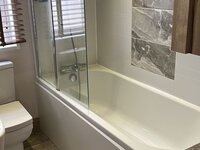 Main Bathroom with Bath