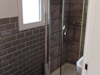 Shower room 3 Jn26 V10