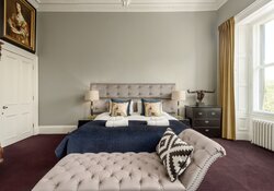 Luxurious Bedroom for Business Trips