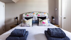 lynseymelvillephotography  The Toft_Web_16