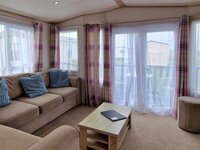 Merlin's Retreat Lounge 1