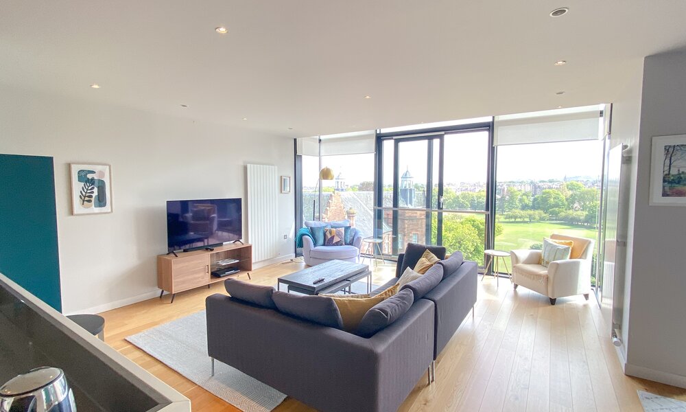 Open Plan Living Area - Open plan living area of Edinburgh holiday home with stunning views across the city.