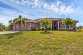 A Florida House Villa