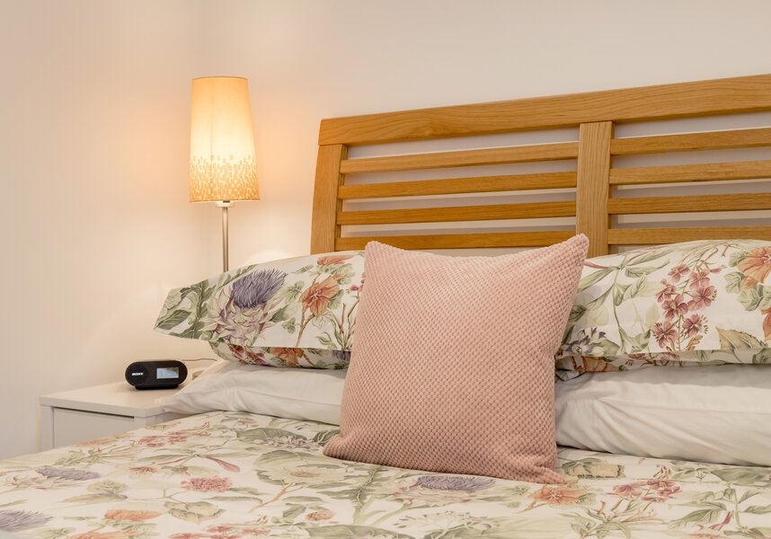 details of the bedroom
