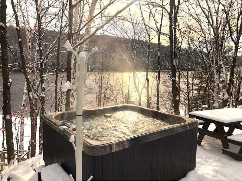 Cottage with Hot Tub for Rent HATAMARI