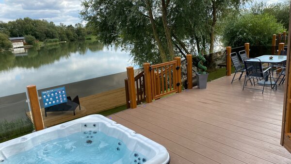 Hot Tub on the Terrace