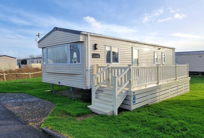 Outside View of Little Clovelly - Outside view of Little Clovelly with veranda