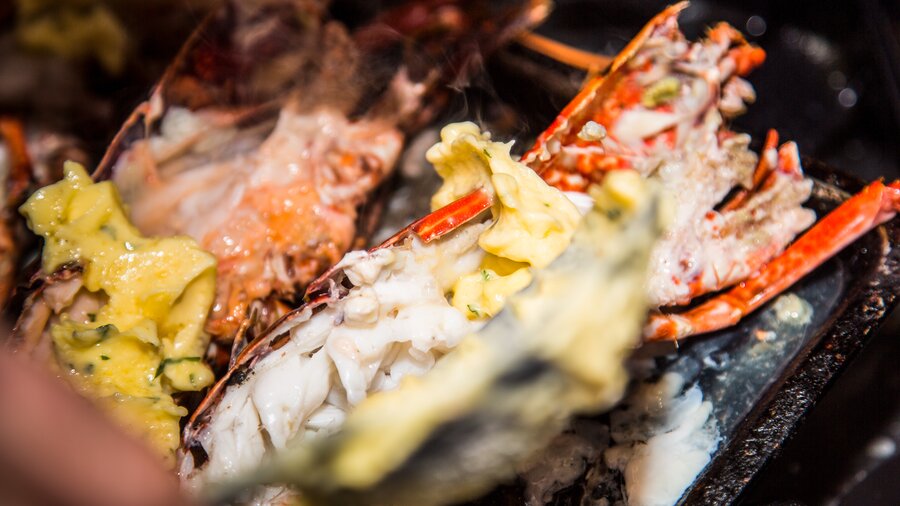 Fresh seafood at The Lobster Shack, North Berwick - Fresh seafood at The Lobsters Shack in North Berwick (© Visit Scotland) Fresh seafood at The Lobster Shack, North Berwick - Fresh seafood at The Lobsters Shack in North Berwick (© Visit Scotland)