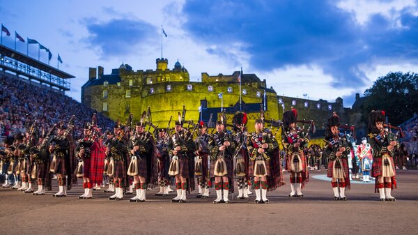 Royal Edinburgh Military Tattoo - Royal Edinburgh Military Tattoo performers on Edinburgh Castle Esplanade (© Visit Scotland)