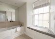 Spacious En-Suite Bathroom in Edinburgh