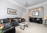 Family-friendly Living Room in Edinburgh