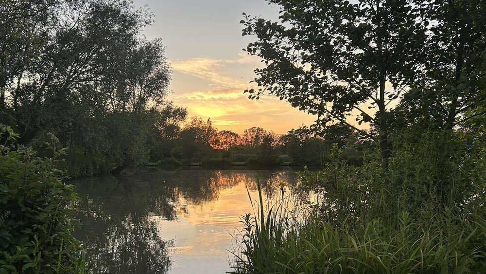 Ash lake