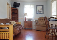 Waterfront Vacation Rental Cottage 5-017