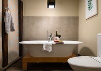 Villeroy boch bath 2025-Edit