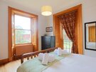 Westend Place - double bedroom - Double bedroom at Westend Place with garden views