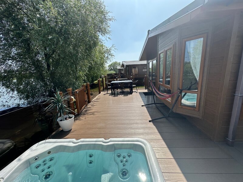 hot tub