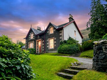 Lochside House with High Speed Internet - Majestic Lochside House, featuring a tranquil setting