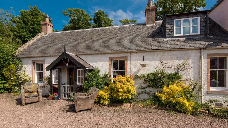Outdoor area - Outdoor area of beautiful holiday cottage in North Berwick.