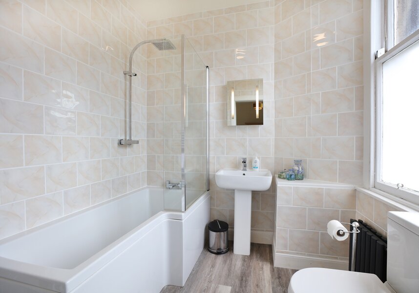 Pointgarry Bathroom