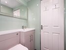 Summerside_Cottage-002 - Stylish Bathroom