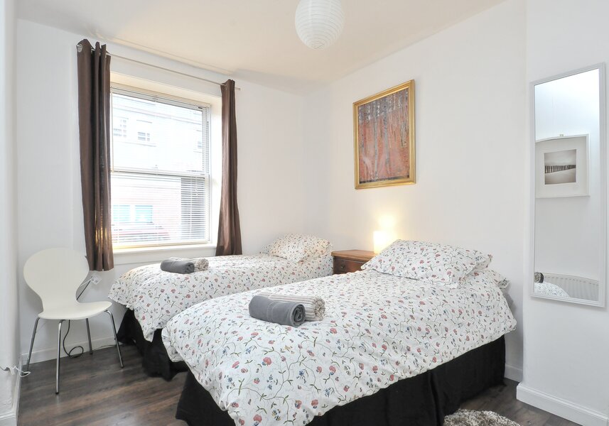 7543_Richmond Place-2