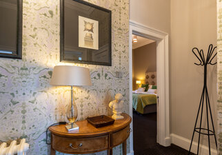 Elegant Hallway in Edinburgh Vacation Rental