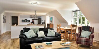 Studio living:dining:kitchen