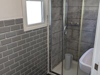 Bathroom 25
