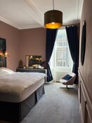 edinburgh-luxury-bedroom-interior-5daylight.jpg