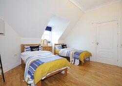 Waverley North Penthouse - twin bedroom