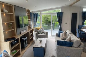 Living area - Open plan living area, tv
