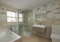 En-suite bathroom, The Beach House