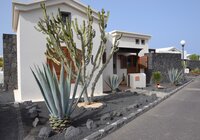 entrance at the parking spot