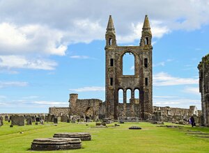 St Andrews Cathedral - Ruin of St Andrews Cathedral (© kolibri5)