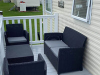 Veranda with Outside Seating