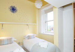 652_bedroom 2