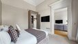 52-web-or-mls-242 West George Street MacKintosh Apartment_52